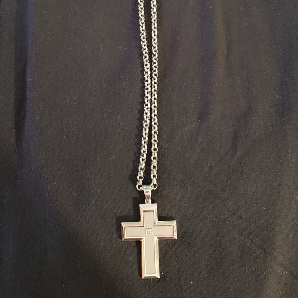 Men's stainless steel cross - Picture 2 of 3